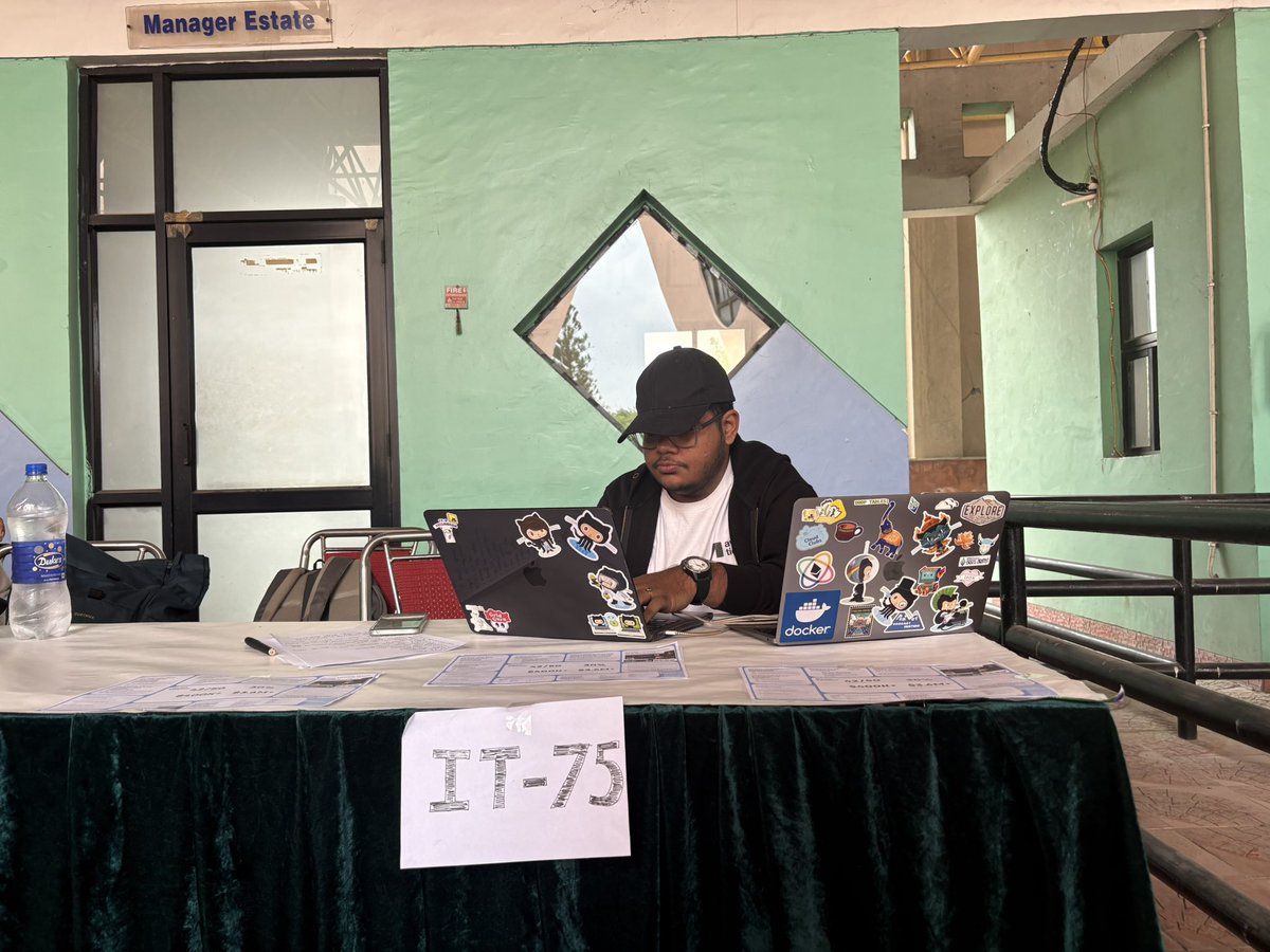 Ayush Chugh tweet media