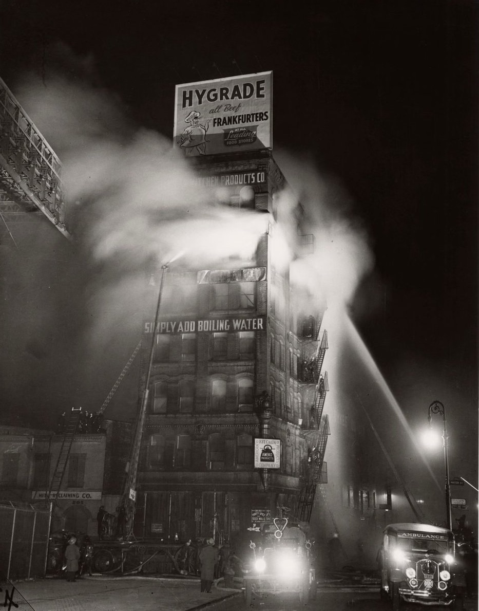 Eye On Axis tweet media