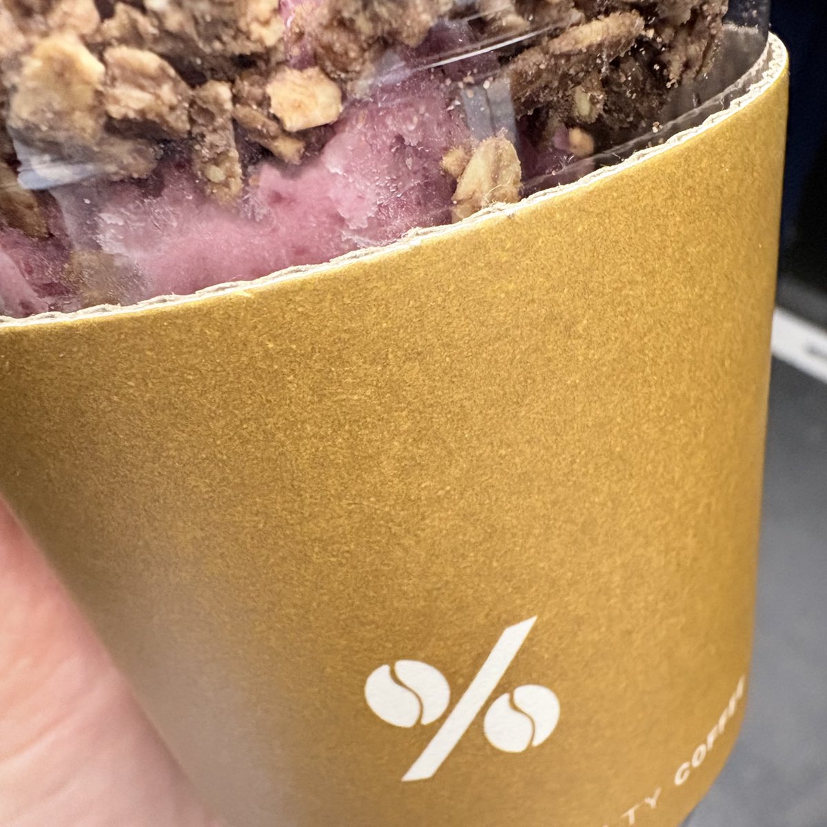 이시보 tweet media