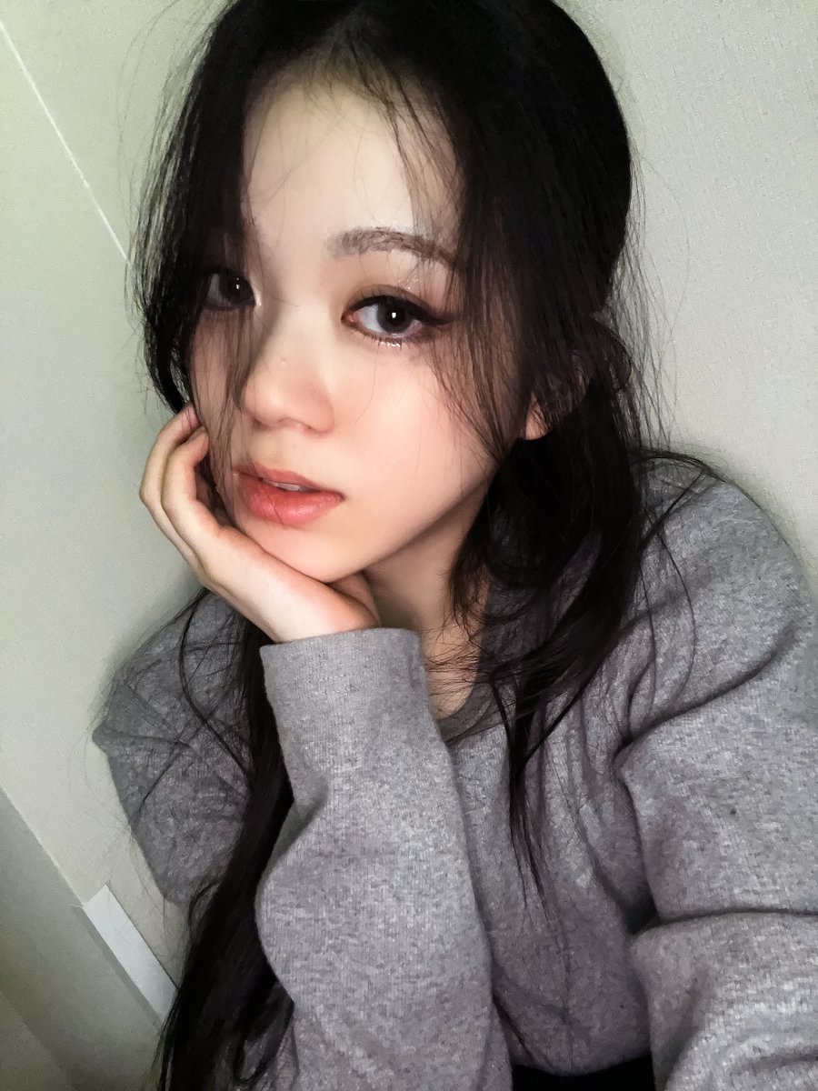 hiipe_princess's tweet photo. COCO VIBE ☀️

#HIIPE_Moments_JP
#HIIPE_Princess #하입프린세스 #ハイププリンセス #COCO https://t.co/B0R8yo3lgM