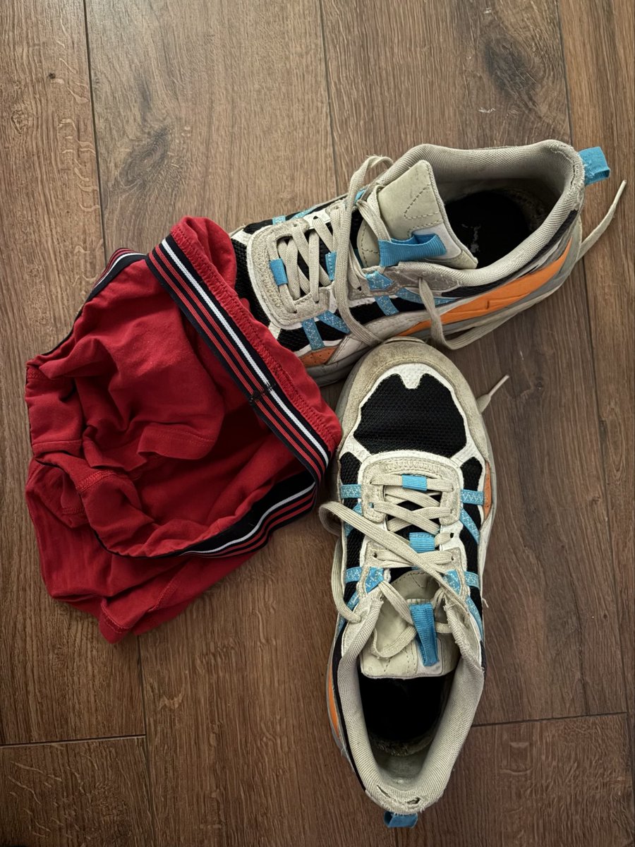 Blue Nights tweet media