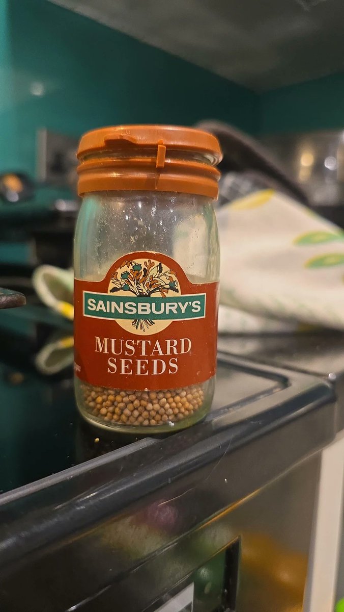 Brit Info tweet media