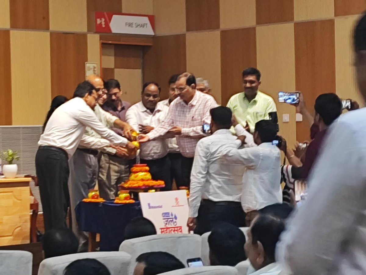 Lohiya Swachh Bihar Abhiyan tweet media