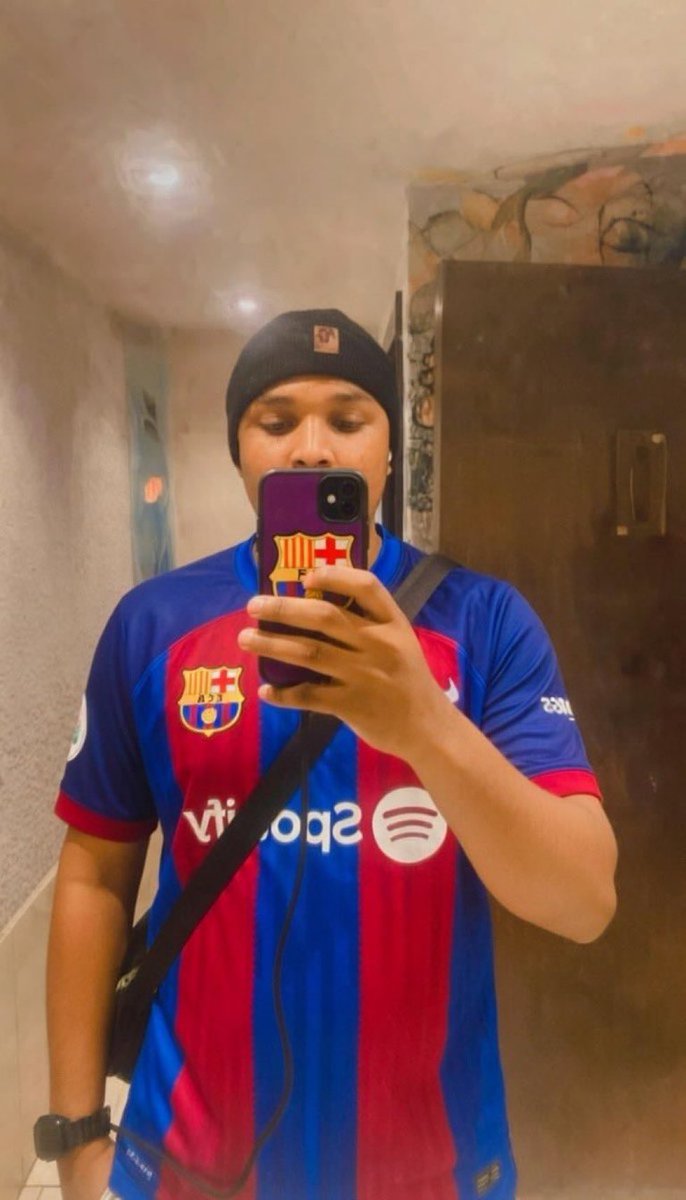 MAZI OF BARCELONA 💙❤️ tweet media