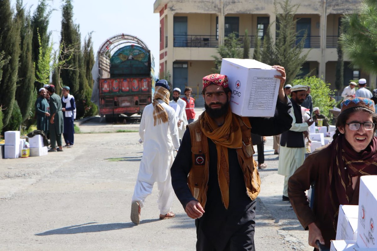 Pakistan Red Crescent tweet media