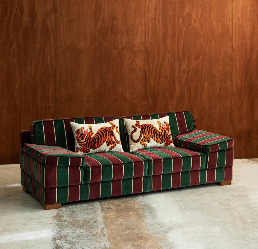 4AAAAart's tweet photo. Zarzal Sofa https://t.co/IN3QY9jxae