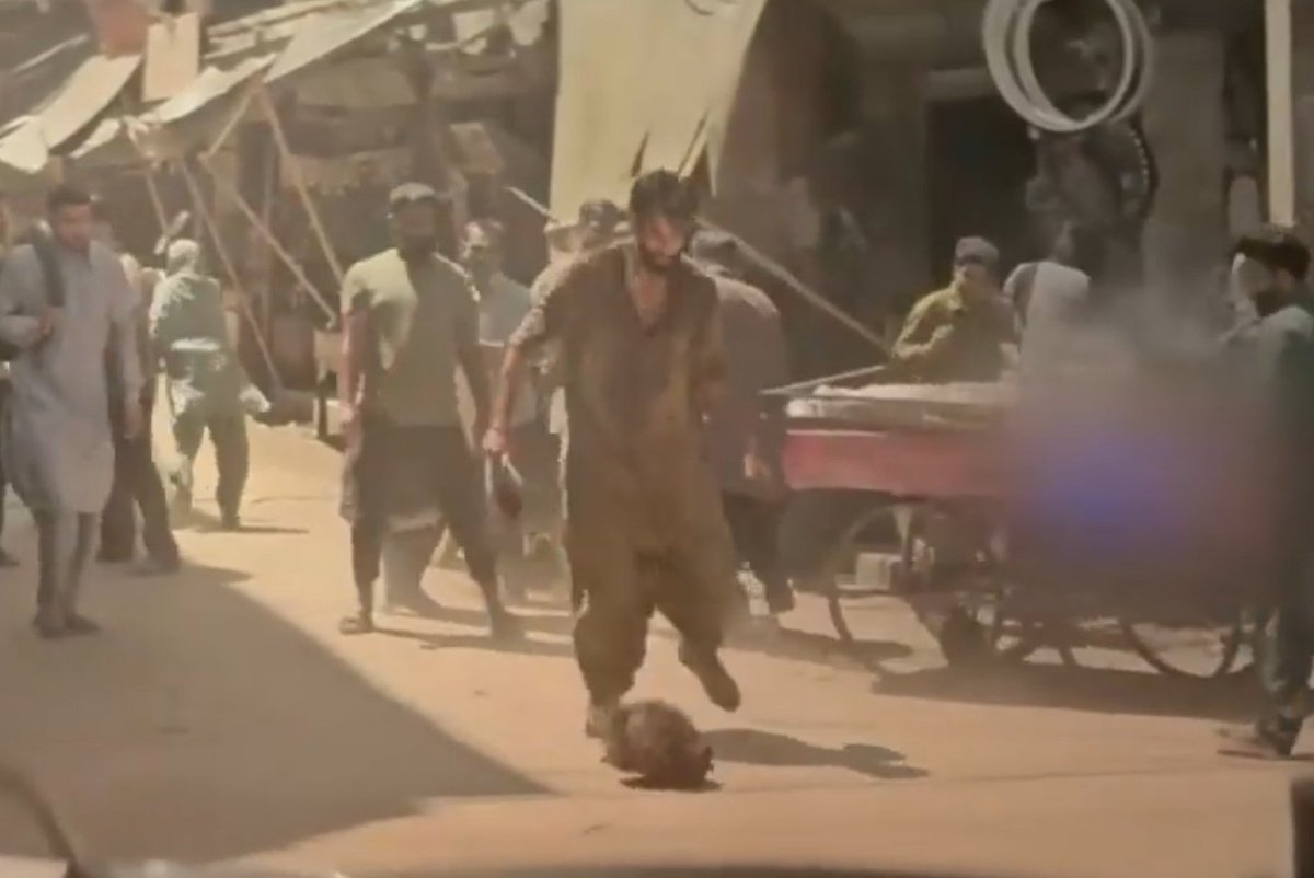 𝐊𝐨𝐡𝐥𝐢𝐧𝐚𝐭!𝟎𝐧_👑🚩 tweet media