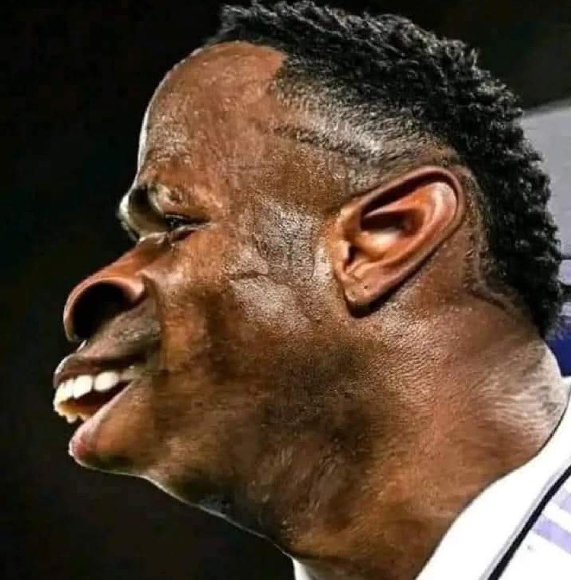 Oba wakasoma bino ate nogwa mu poop wa Kirevu nebane 😂🚮