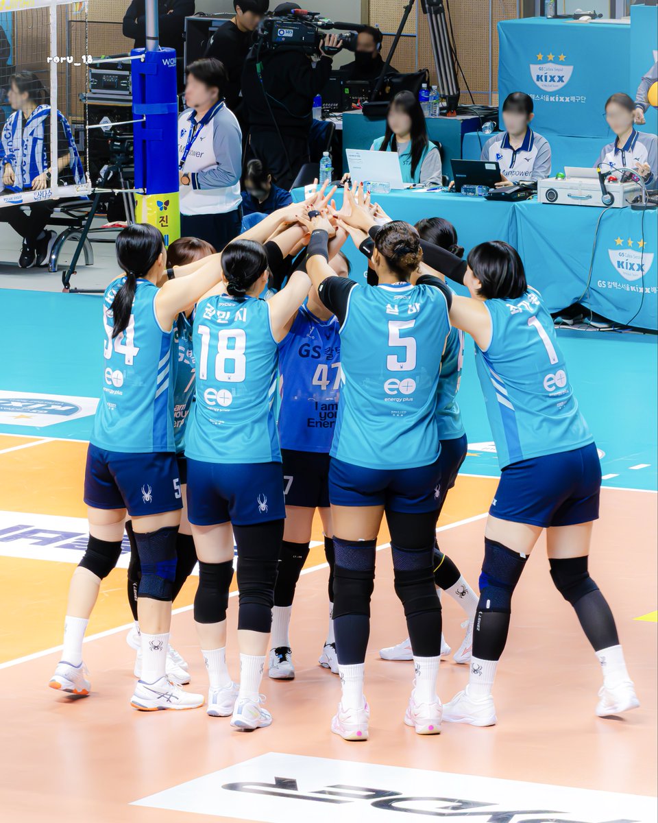 로르¹⁸ tweet media