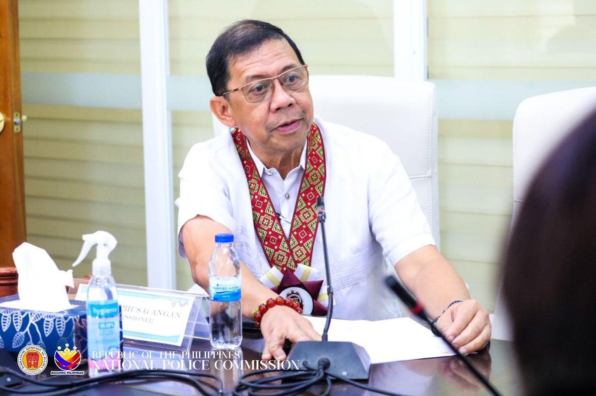 NAPOLCOM tweet media