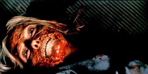 flying alien queen tweet media