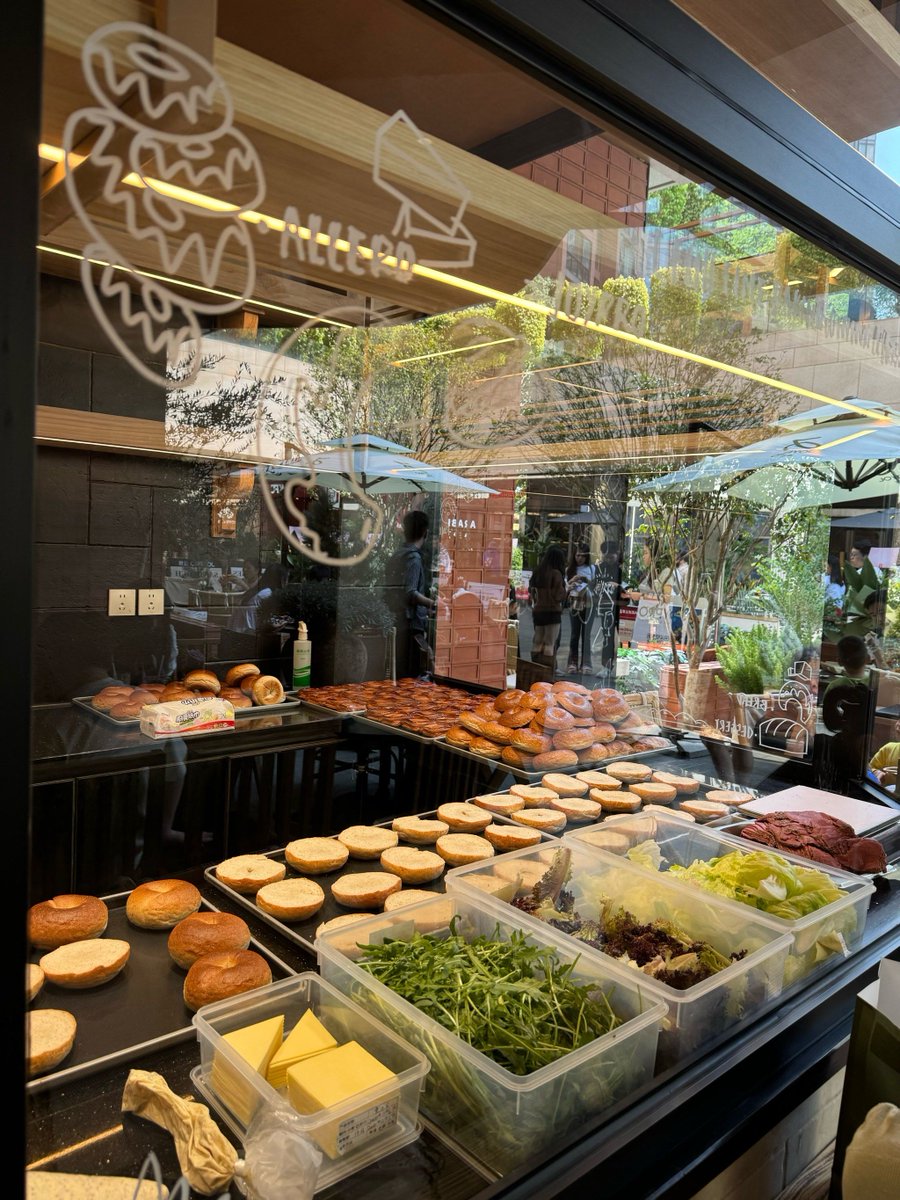 Dinara utepbergenova tweet media