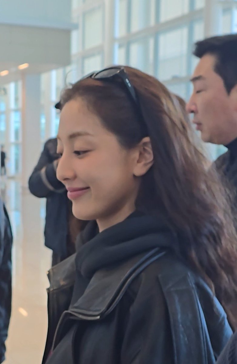 zyozyo_mmm's tweet photo. 260319 icn 

台北公演楽しみです❗

#TWICE #트와이스 #トゥワイス
#JIHYO #지효 #ジヒョ https://t.co/1C4oNiV2Rk