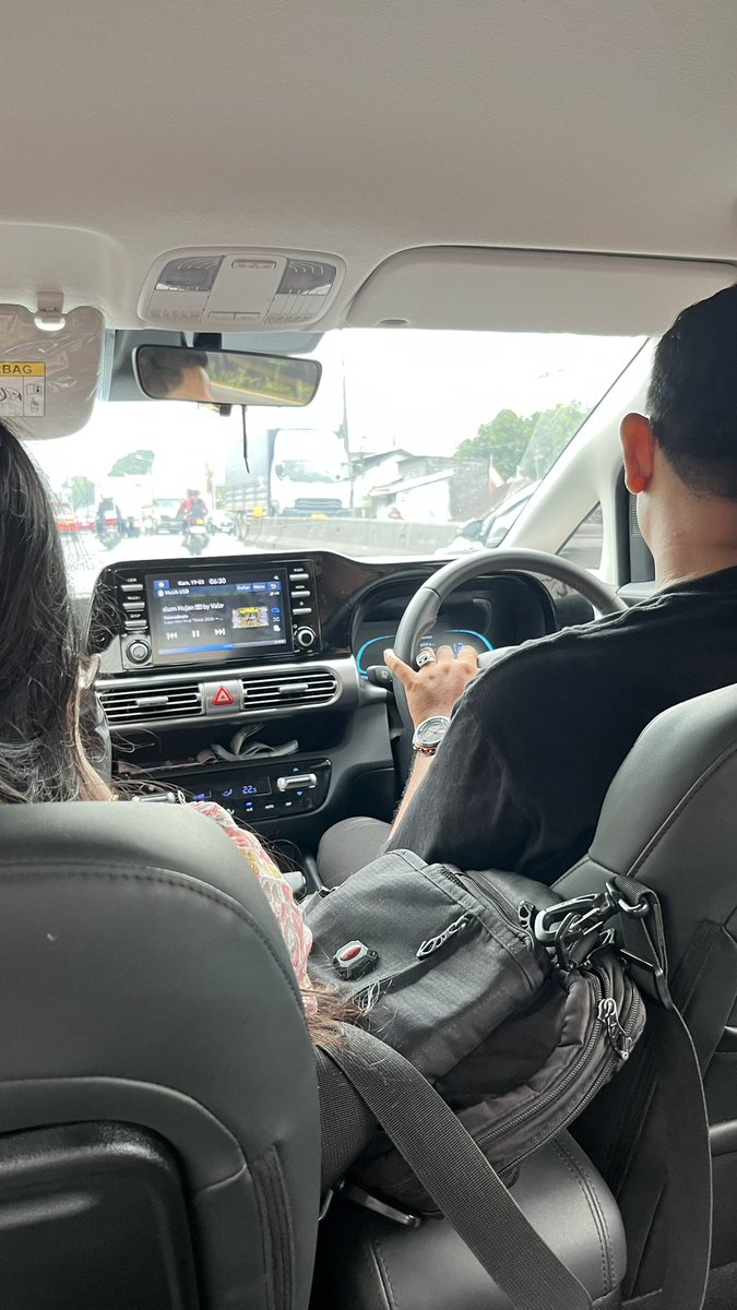 ecaantikk 🩰🎀🪞🦢🕯 tweet media