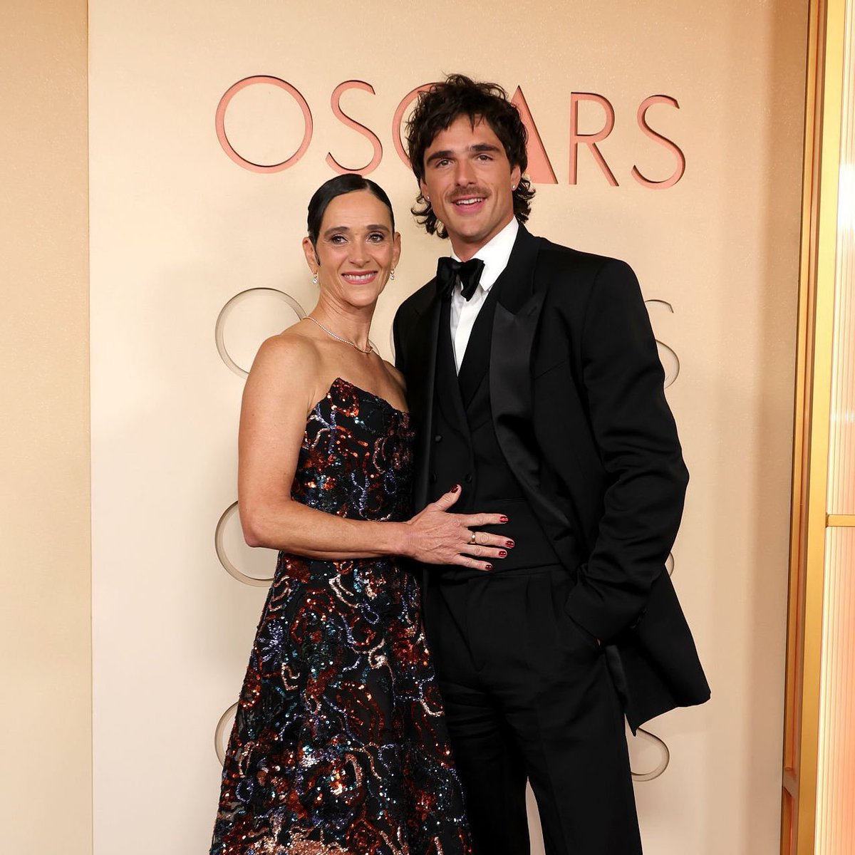 Andi !! Jacob’s CatGirl 🧁🐾 tweet media