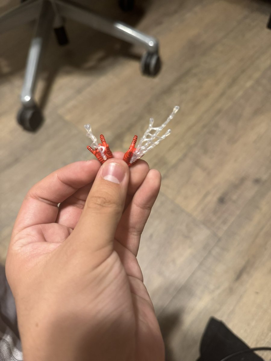 pizza time tweet media