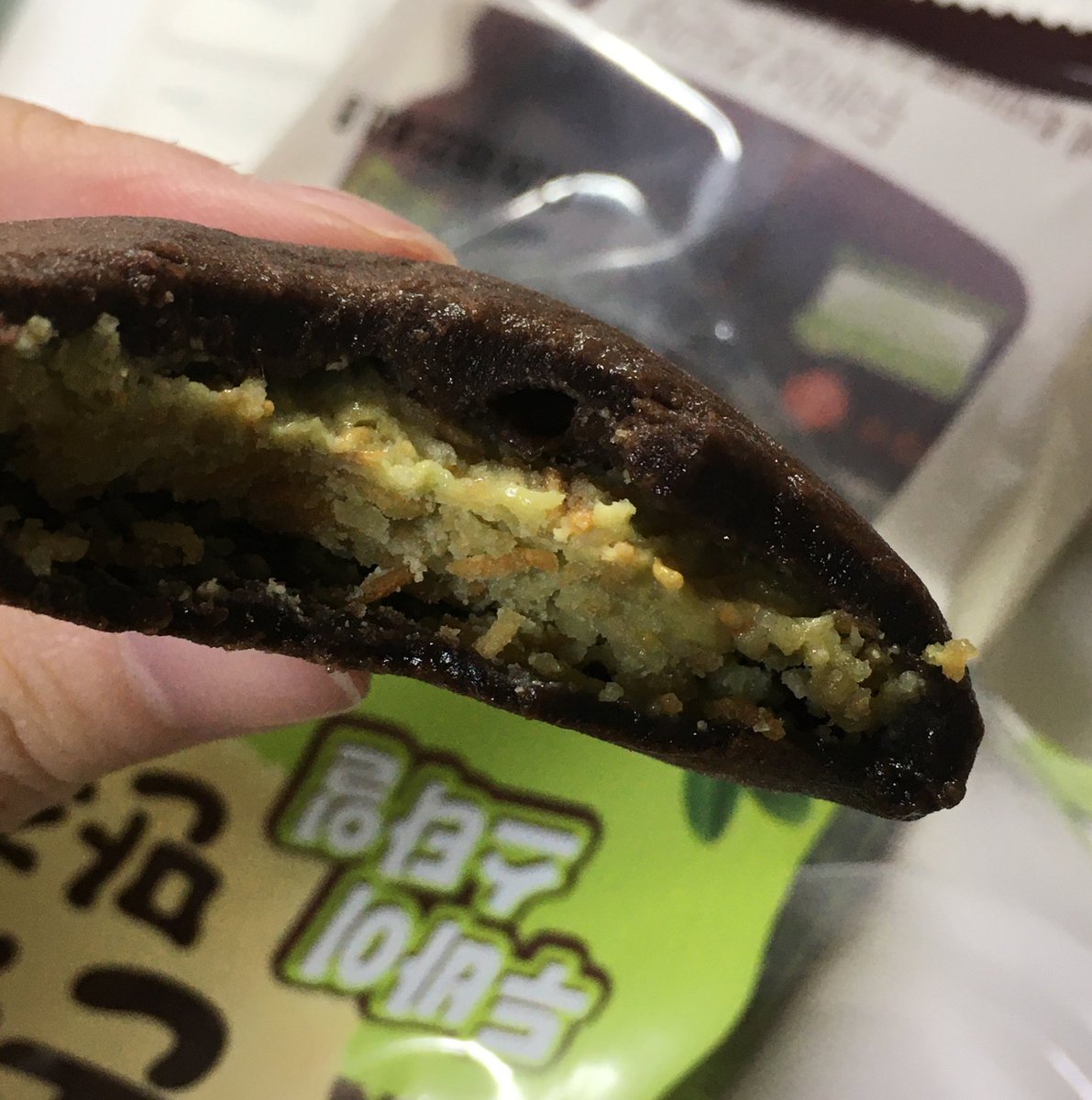 ์๋ชฌ๋ tweet media