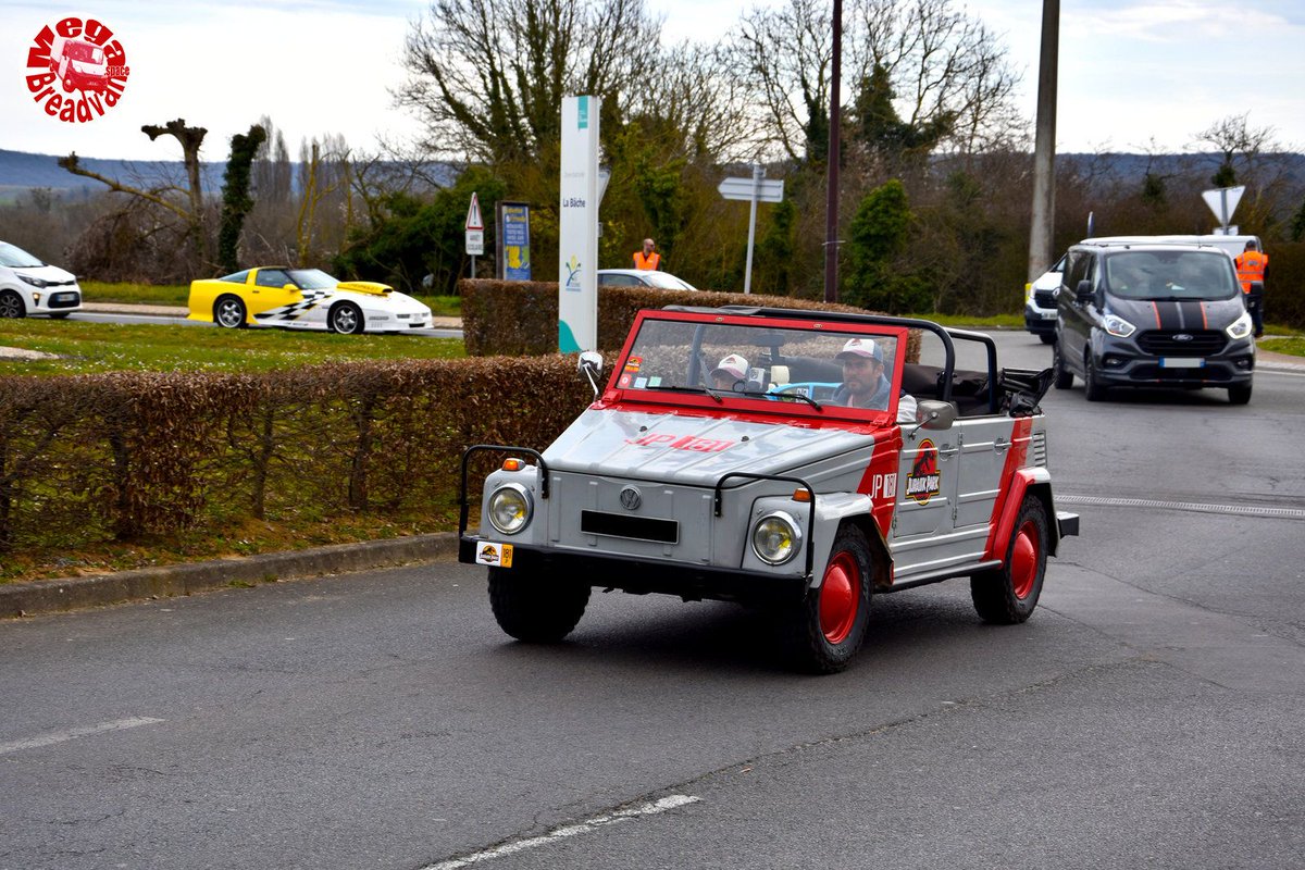 Mega Breadvan's World tweet media