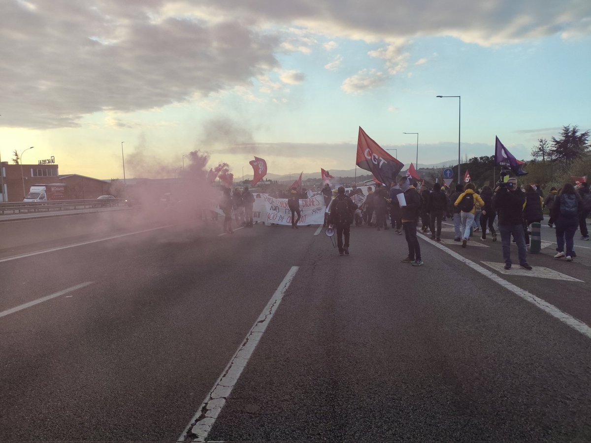 CGT Ensenyament Sabadell tweet media