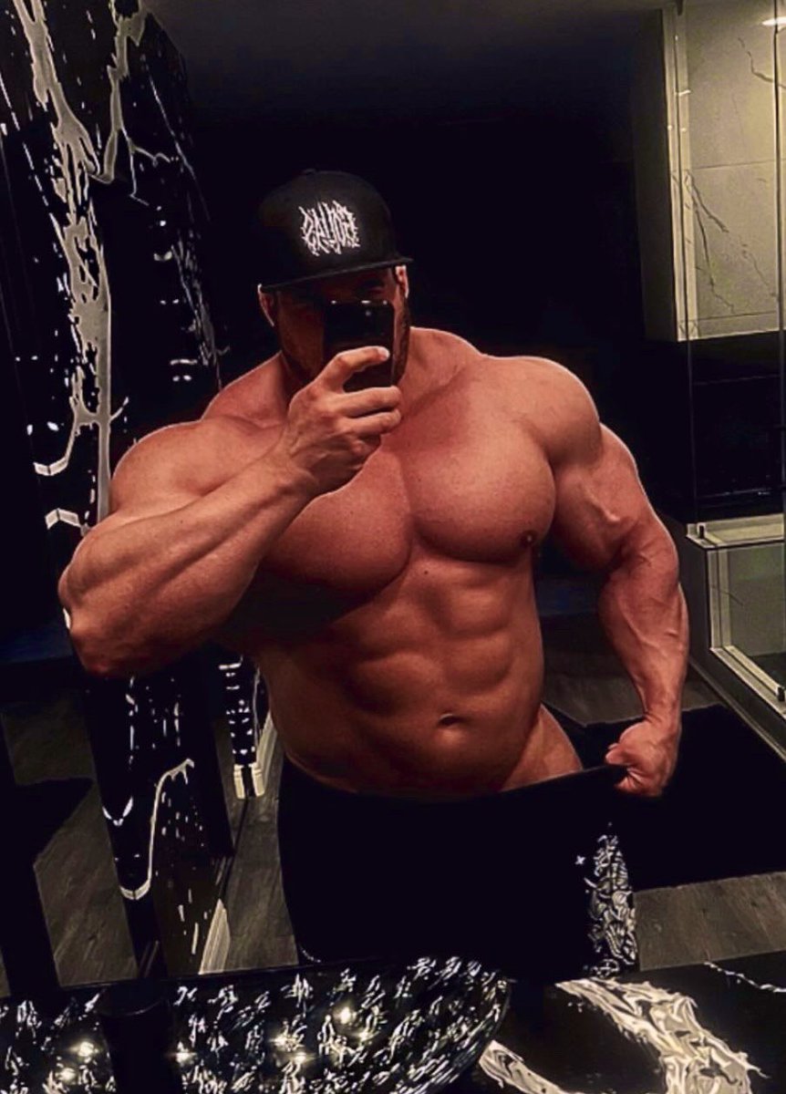 MuscleGodXander's tweet image. Craig Golias🔥 #muscle #bodybuilding #bodybuilder #beefy #sexy
