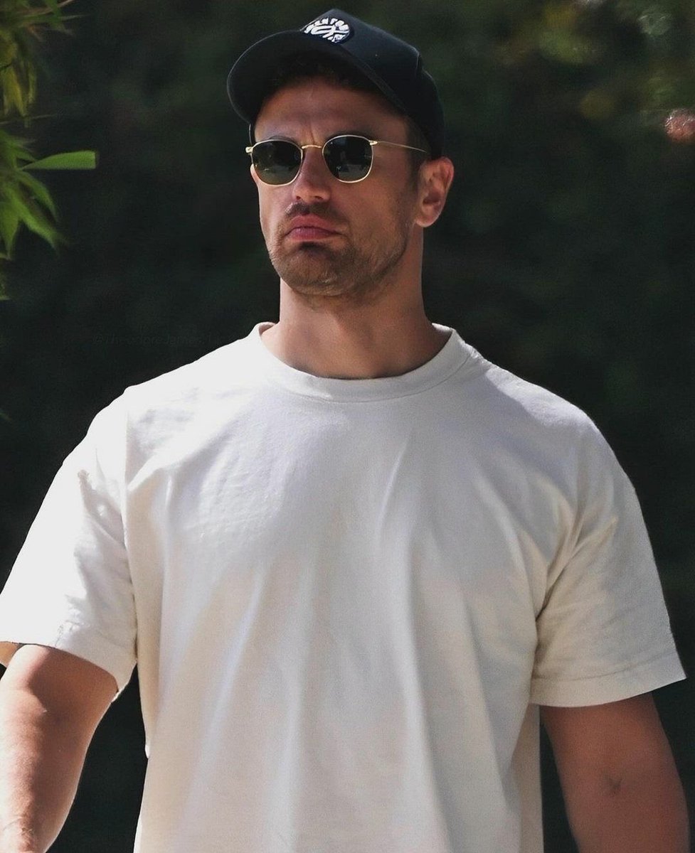 Atlas James - Parody tweet media