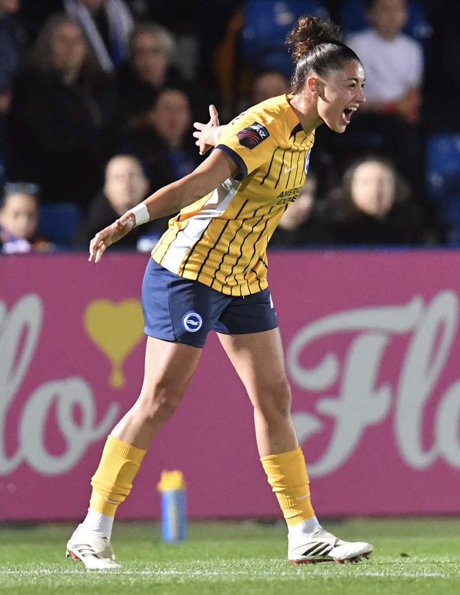 Carla Camacho 🤍 tweet media