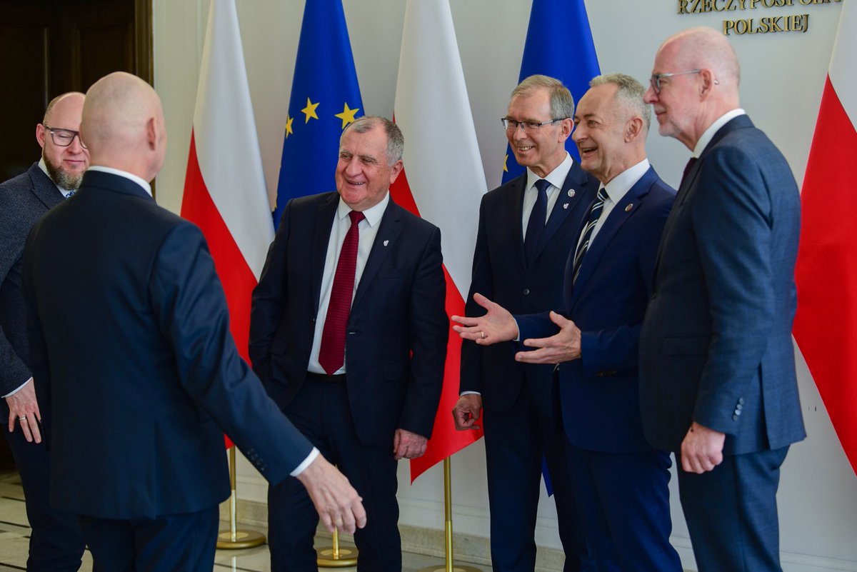 Mirosław Różański tweet media