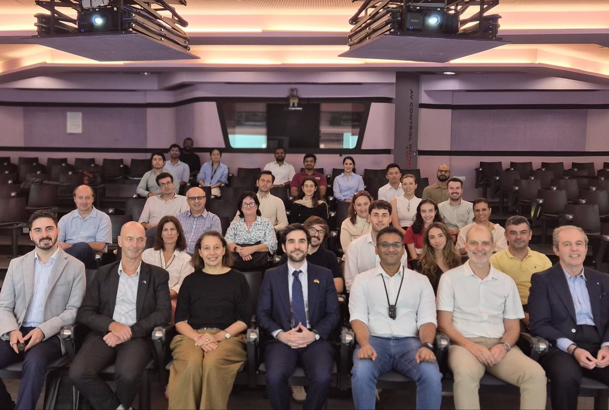 Embajada España en Singapur/ Embassy of Spain tweet media