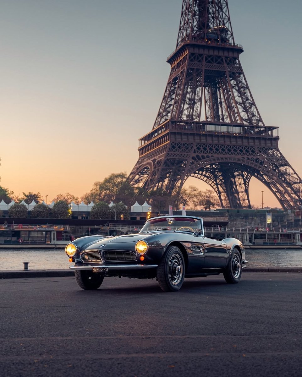 Bon dia! <a href="/ulls_lluents/">Ulls lluents</a>