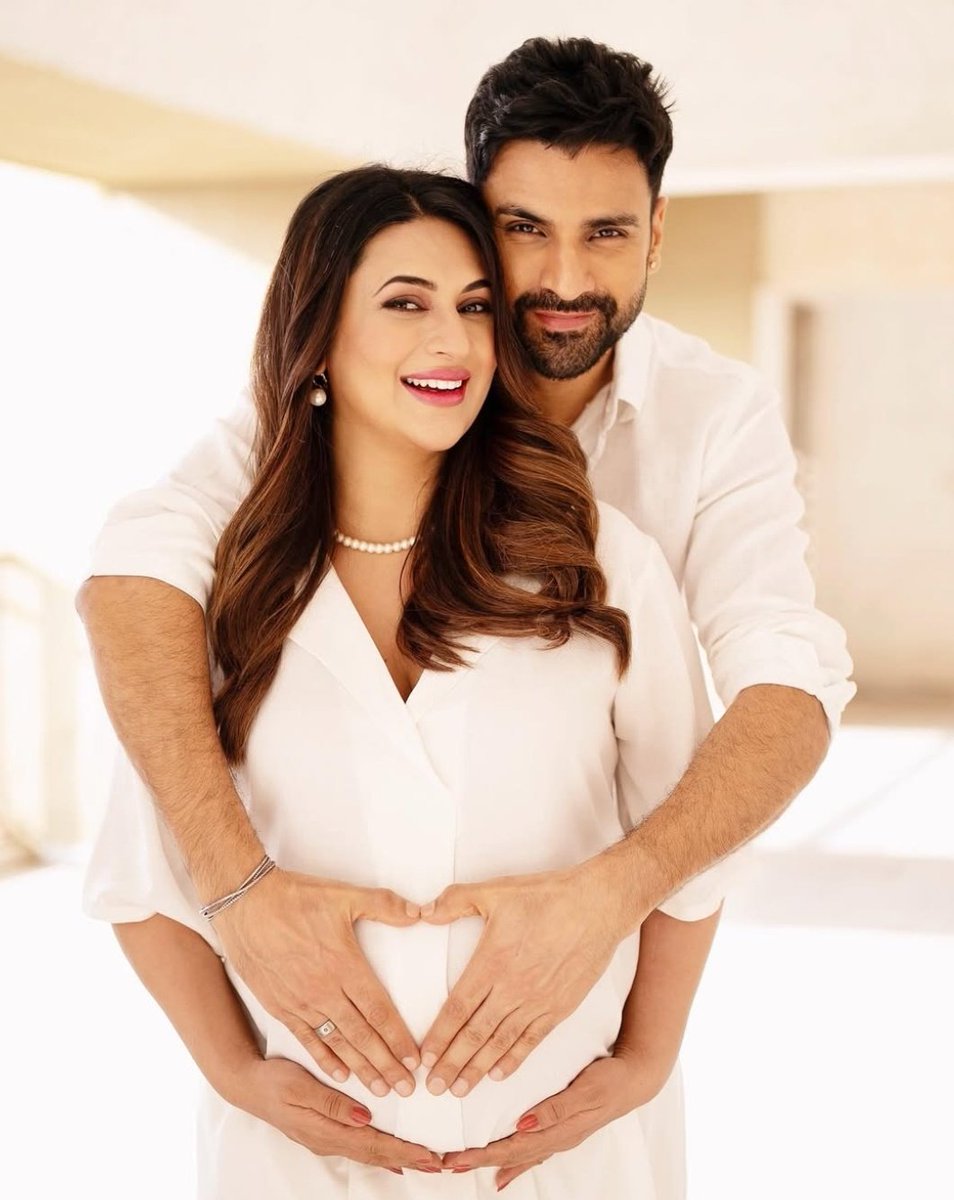 GossipsTv's tweet photo. #DivyankaTripathi &amp; #VivekDahiya announce pregnancy through an Instagram post, set to welcome their first child in June.

@GossipsTv https://t.co/aEtNqb9KNF