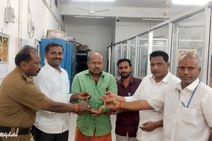 A devotee from Chennai forgot his gold chain at a cottage in Tirumala Temple 😯

After contacting staff, the chain was:
✅ Traced inside the room
✅ Secured by vigilance team
✅ Safely returned after verification

Big salute to TTD staff for their quick response &amp; integrity.