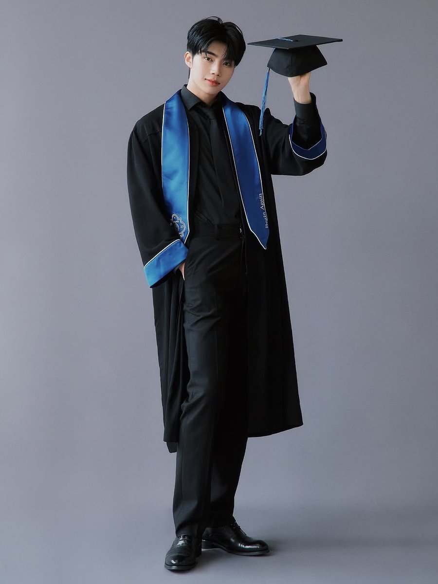 Stood in the graduation robe and thought about how far the road actually was. The cap balanced in my hand felt lighter than I expected; everything did. I used to wonder what this chapter would feel like. Turns out it feels a lot like being ready.