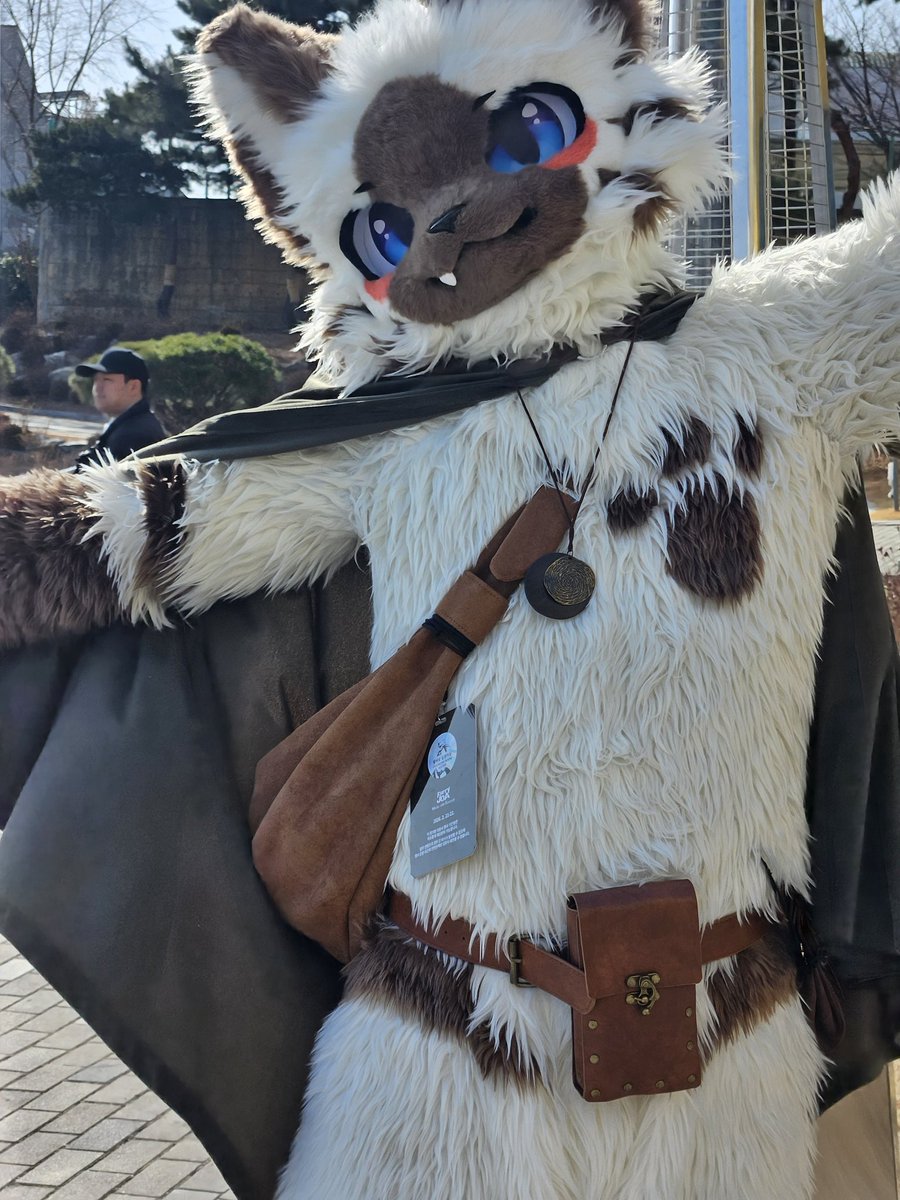 테오 THEO 🔜 5코? tweet media