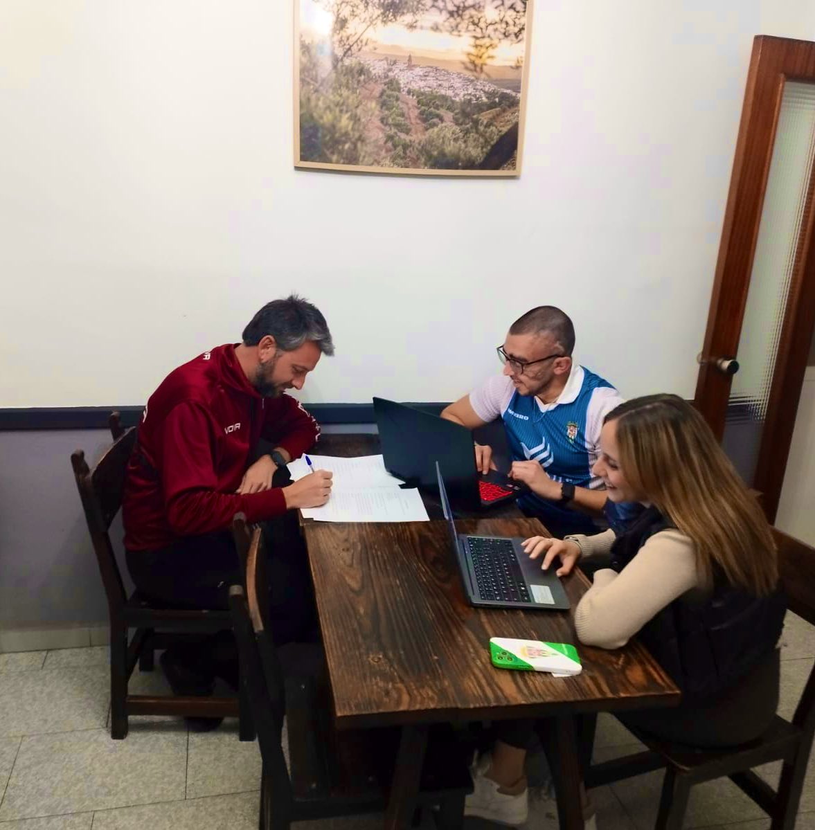 NAZARET LUQUE tweet media