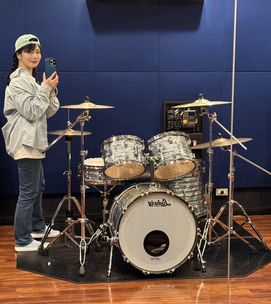 itsuki_drums's tweet photo. スタジオ🥁✨

スティックも発芽する季節になったね🌱 https://t.co/GtSzuqgDhk