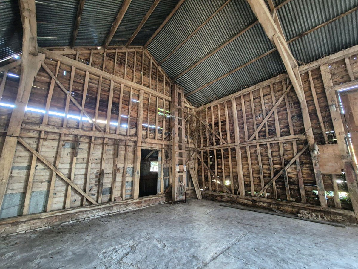 swift_building's tweet photo. 🏗️ Excited to kick off an amazing barn conversion project! Transforming classic charm into modern living - stay tuned for updates as it comes to life. What would your dream renovation project be? 💭 #BarnConversion #ConstructionLife #StNeots https://t.co/ECqf1mDCm5