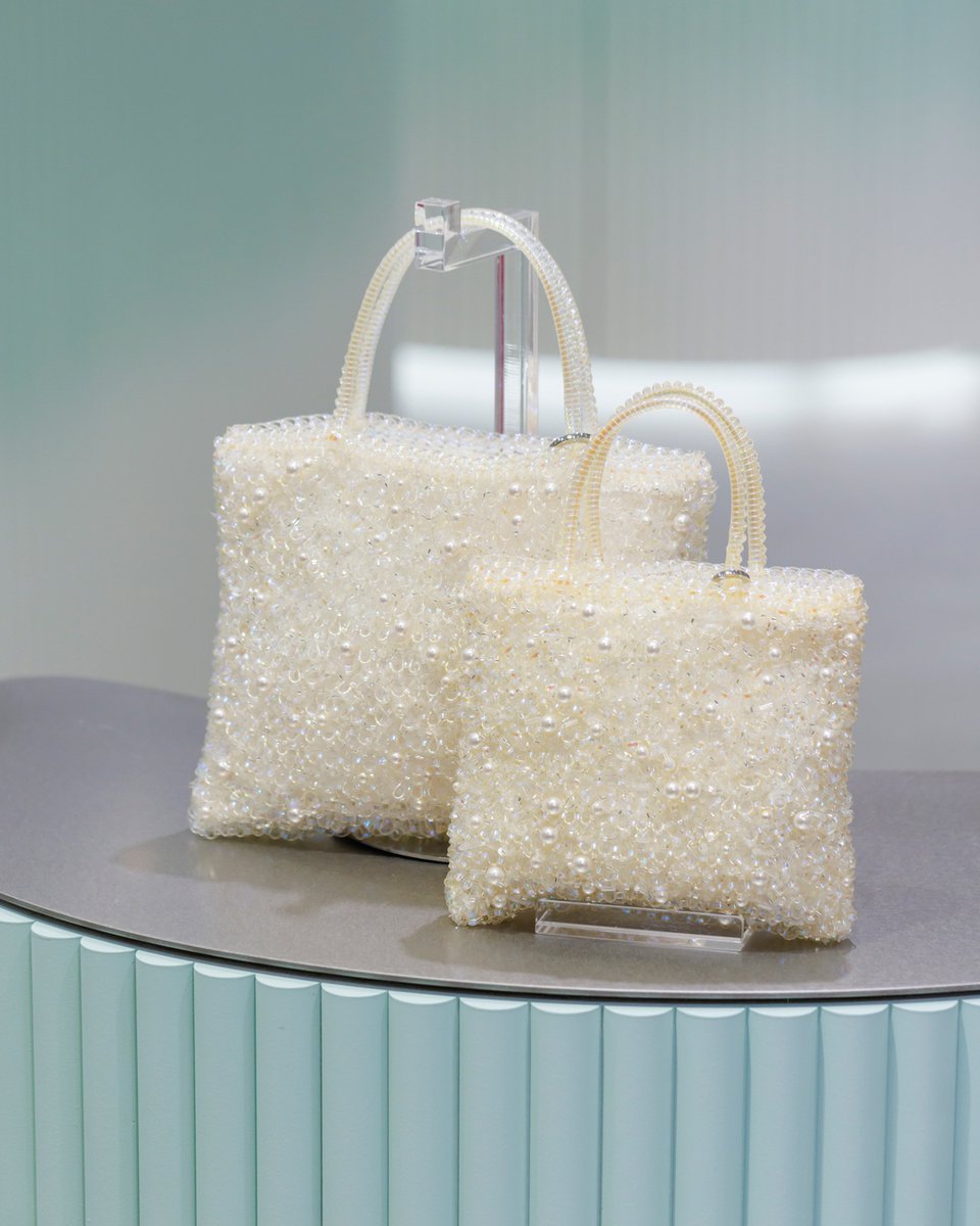 アンテプリマ　スワロフスキー ANTEPRIMA/WIREBAG - アンテプリマ お花のスワロフスキー付きワイヤー