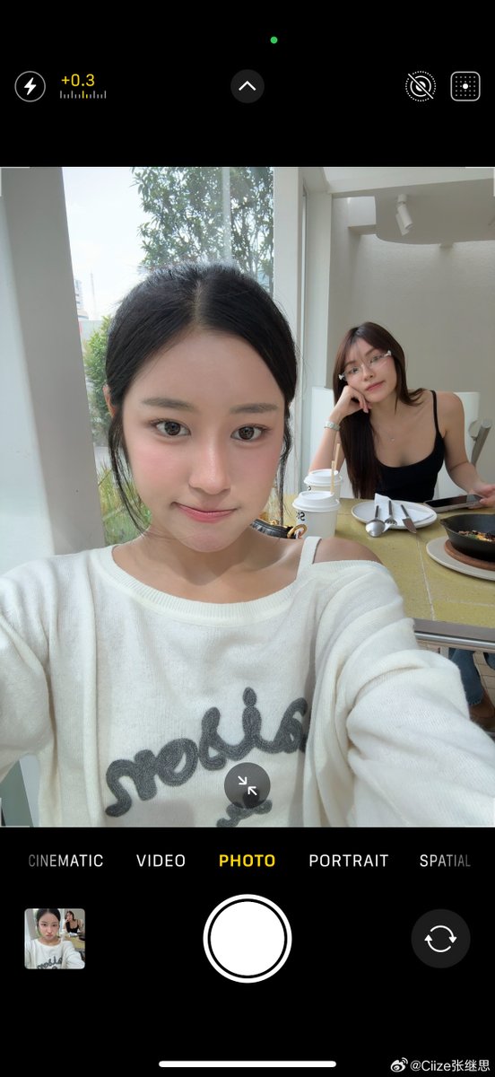 CiizeDaisy tweet media