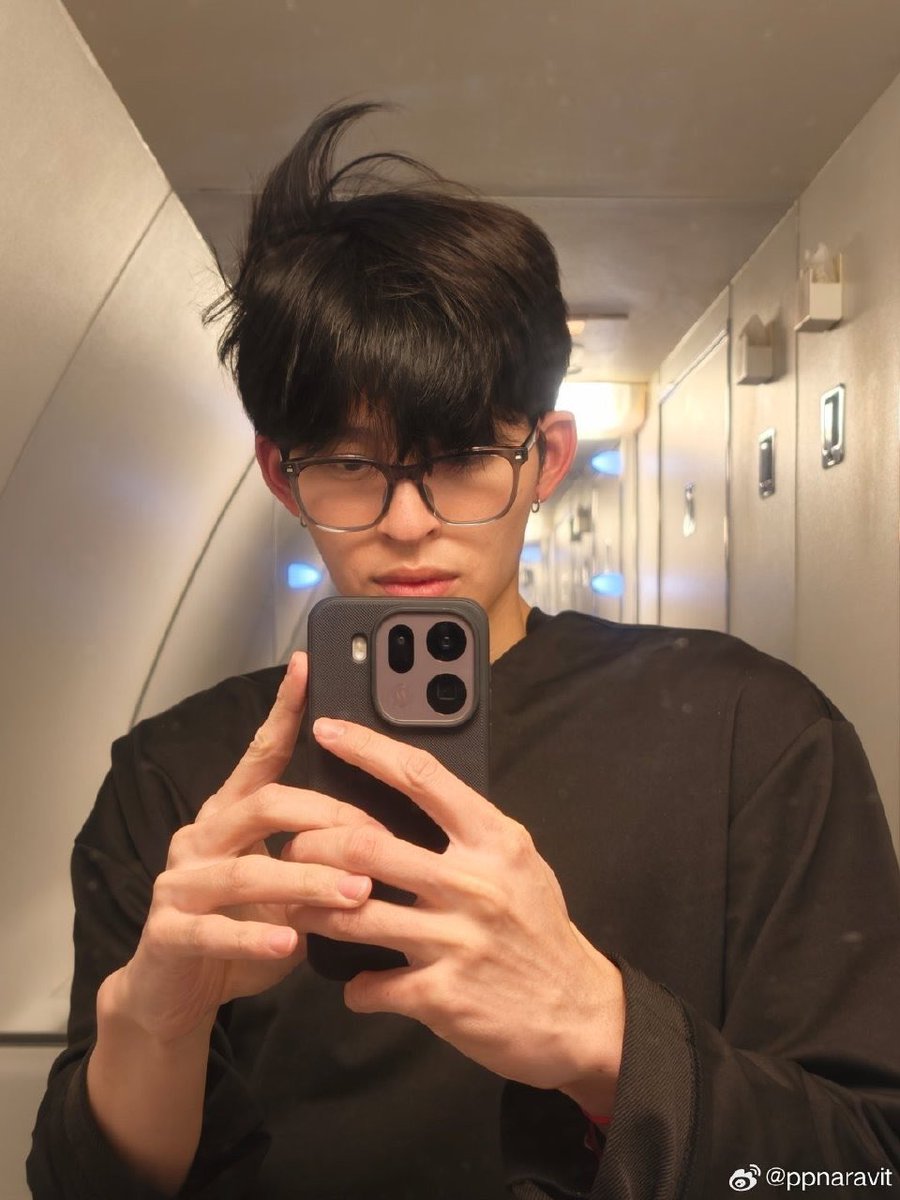 Weibo : <a href="/ppnaravit/">ppnaravit</a> 

🤓🤓

#ppnaravit