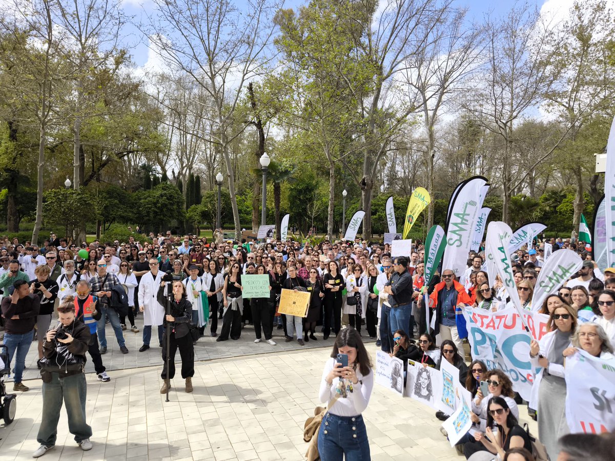 Colegio de Médicos de Huelva tweet media