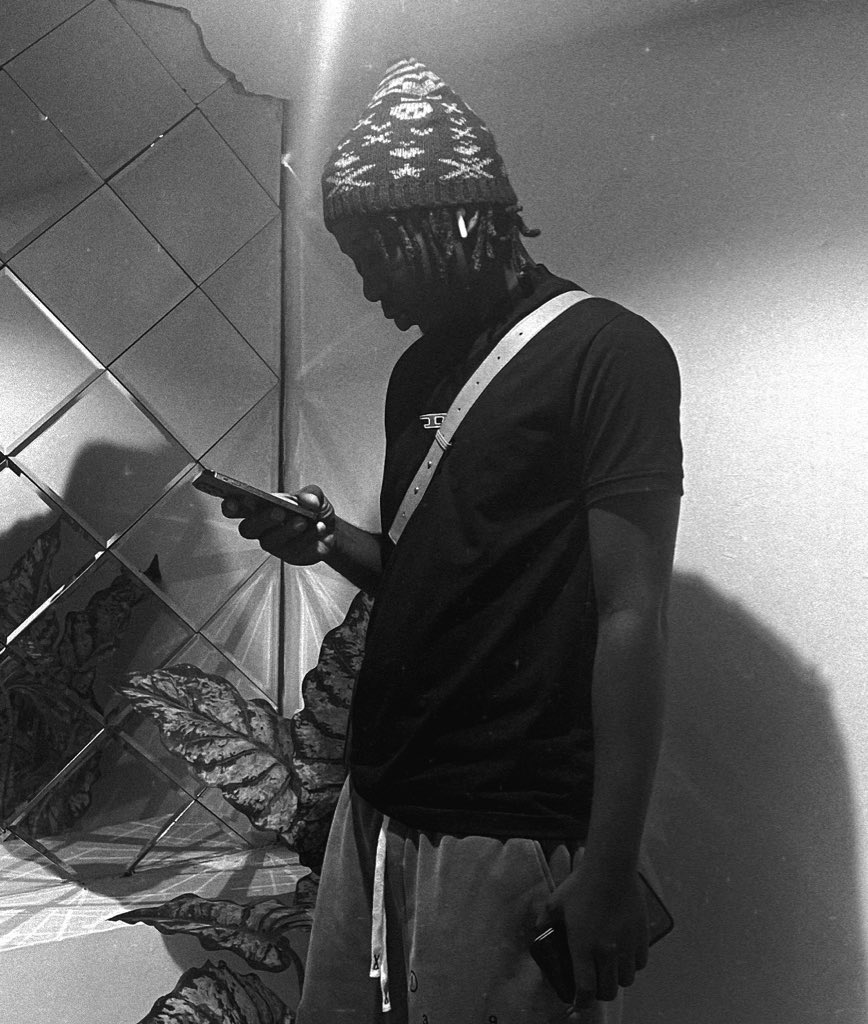 osama ✯ tweet media