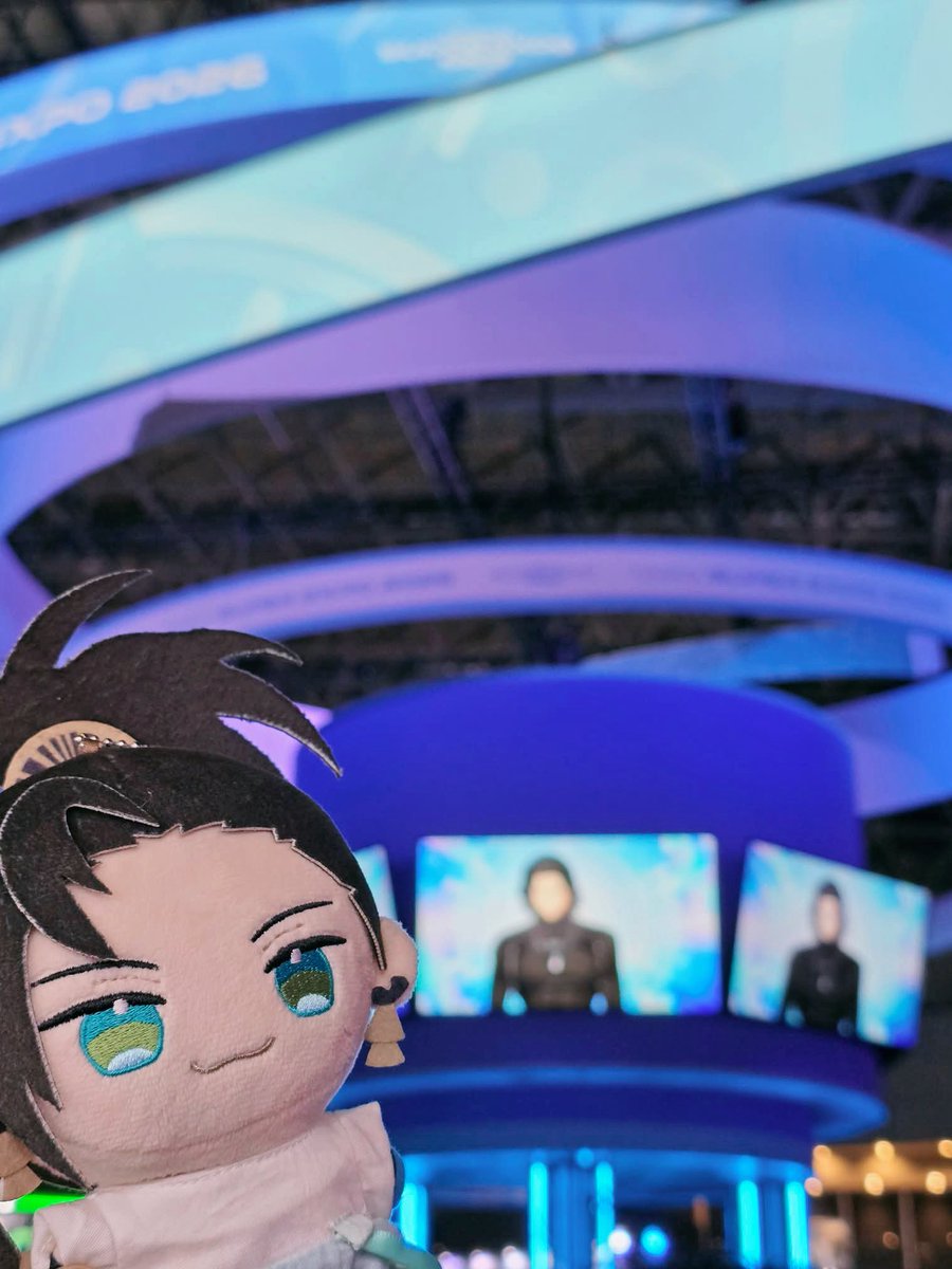 触手。 tweet media