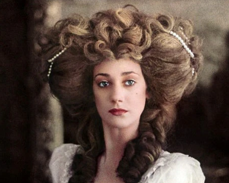 HazelFlagg tweet media