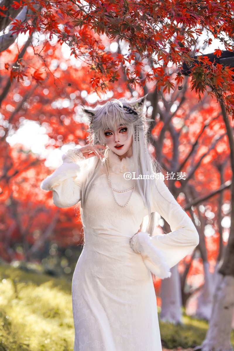 ⼈世间荣与枯，得与丧，名利富贵转眼忘。
似这般的逍遥⾃在，何异神仙在天堂。
#ラップランド #lappland #arknights #cosplay