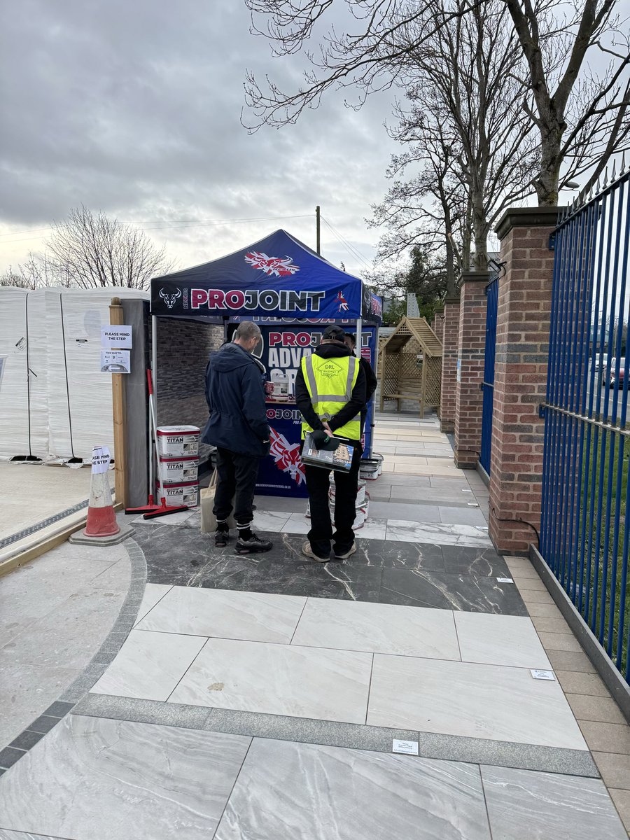 Landscape World tweet media