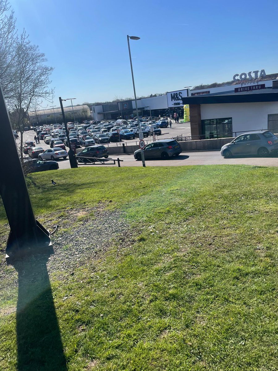 Feet up retired 😎 tweet media