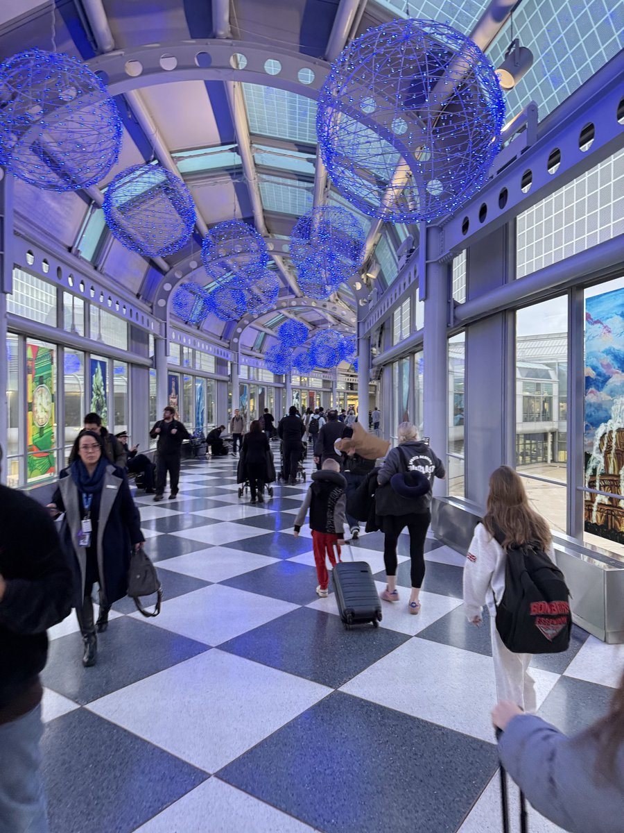 robert daye tweet media