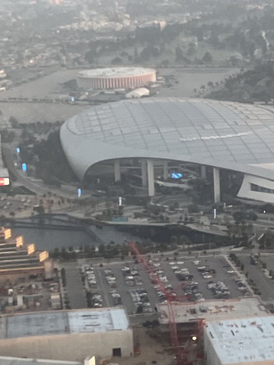 robert daye tweet media