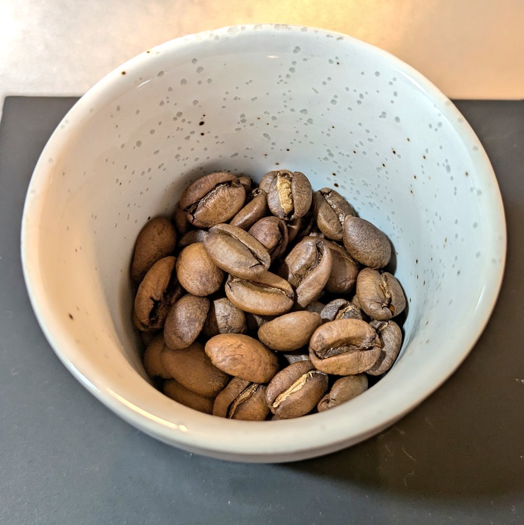 本日の珈琲。
日向珈琲のPanama Hacienda Barbara Geisha Anaerobic Natural🇵🇦