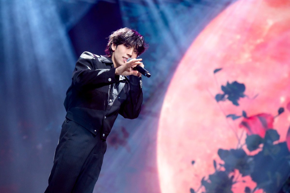 RICHINING_official tweet media